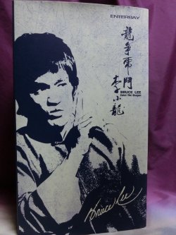 画像1: ENTERBAY 1/6 リアルマスターピースコレクティブルフィギュアBruce Lee Enter The Dragon/ブルース・リー 龍争虎闘 燃えよドラゴン Aバージョン