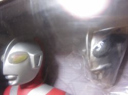 画像3: 『アクションドールウルトラヒーローシリーズ1　ウルトラマン限定版　1/6スケール』マジックＱ