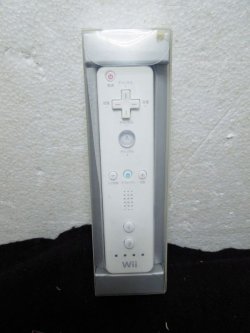 画像1: 非売品 Wii リモコン型テレビリモコンRVL-003クラブニンテンドー