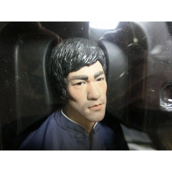 画像4: ENTERBAY 1/6 リアルマスターピースコレクティブルフィギュアBruce Lee Enter The Dragon/ブルース・リー 龍争虎闘 燃えよドラゴン Aバージョン (4)