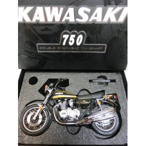 画像: KAWASAKI カワサキ ZII (キャンディトーンイエロー)限定 1/12　WIT`S(ウィッツ)