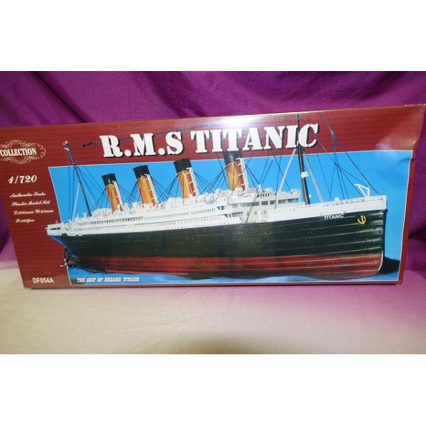 画像1: 『R.M.S  タイタニック号　プラモデル　1/720』 (1)