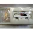 画像2: 『007ボンドカー　ジェームズ・ボンドコレクション　TOYOTA 2000GT 人形付　1/43』コーギー (2)