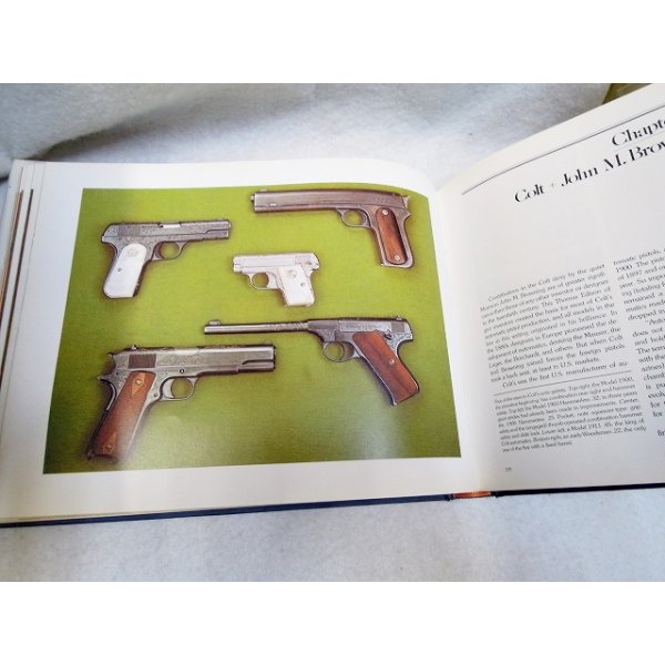 画像5: コルトS.A.A他　コルトの銃の写真集　英語版　 輸入品 (5)