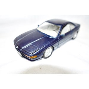 画像: Welly BMW 850i 1/24