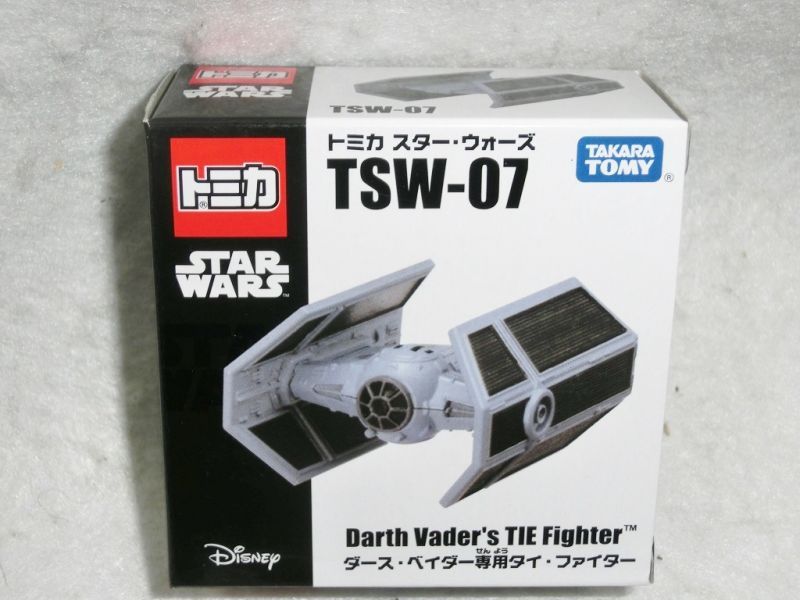 画像1: スター・ウォーズ　TSW-03 タイ・ファイタ―　トミカ (1)