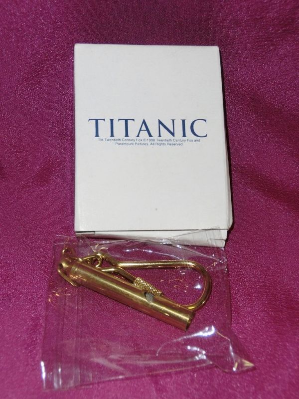 公式通販| レア 映画 タイタニック Titanic ホイッスル キーホルダー
